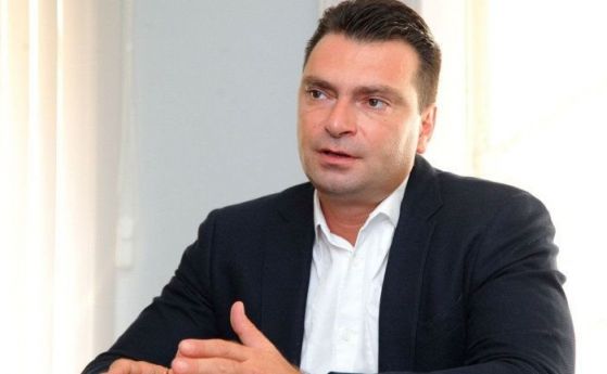 Паргов настоя протестиращи пред СО собственици на имоти да бъдат приети от ресорния заместник-кмет