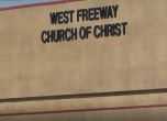 Мъж застреля двама души по време на църковна служба в църква в Тексас