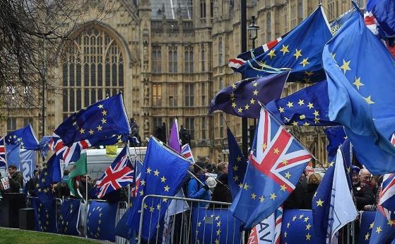 ЕП иска гаранции за правата на европейците във Великобритания след Брекзит