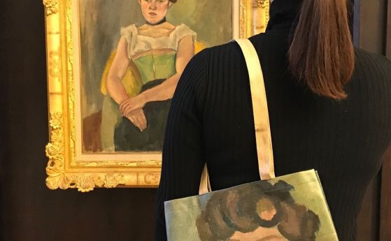 Националната галерия вече предлага чанти с платна на големи художници (снимки)