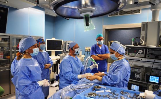 Уникална операция на бебета извършиха в УМБАЛ "Свети Георги"