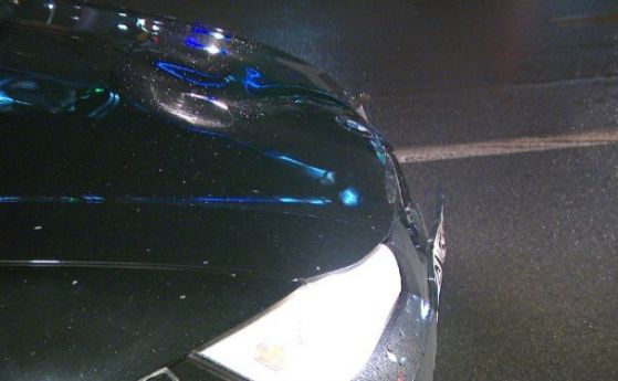 Кола на куриерска фирма ударила автомобил на НСО