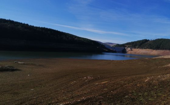 120 хил. кубика вода от язовир Студена изчезнаха в сметките на ВиК-Перник
