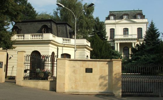 Площадът пред руското посолство в Прага ще се казва ''Борис Немцов''