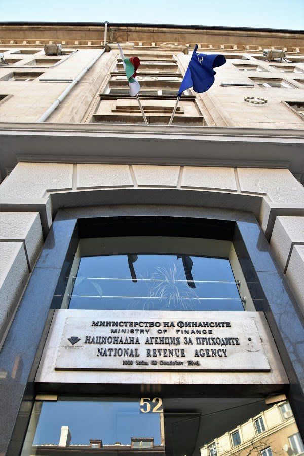 Близо 6000 работодатели объркали справките за доходите през 2019 г.