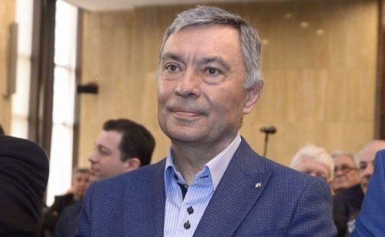 България иска екстрадиция и на собственика на ПФК Левски