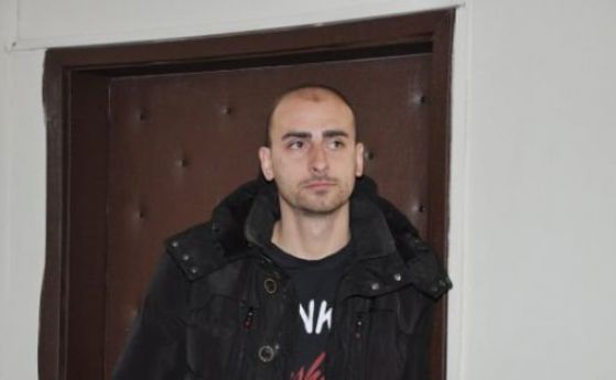 В. Струма: Хванаха с дрога брата на Бербатов