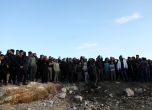 Водни струи, сълзотворен газ и гумени куршуми на гръцко-турската граница