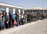 Австрия се затваря за бежанци заради заразата
