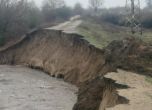 Заради обилните валежи: Разрушени са диги на река Марица, села в Смолянско са без ток