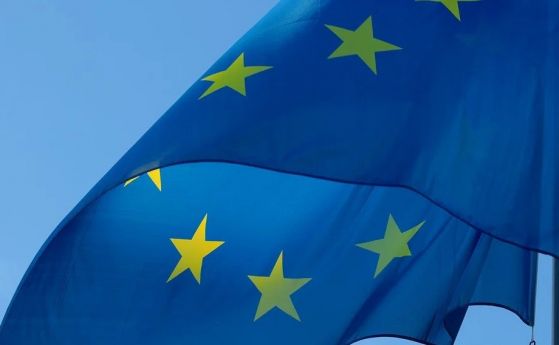 Еврокомисията препоръча пътуванията до ЕС да се ограничат поне до 15 май