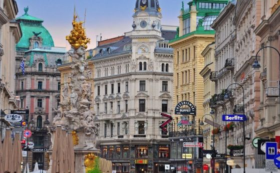 Австрия разхлабва мерките, отваря фризьорските салони на 1 май