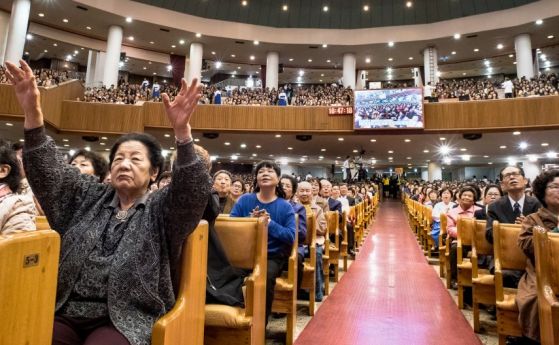 Южна Корея отваря църквите, само 8 нови заразени с COVID-19