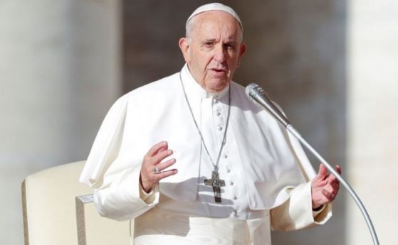 Папата призова лидерите на ЕС към солидарност в борбата с последиците от пандемията