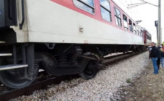 Образуваха досъдебно производство за катастрофата с бързия влак Варна-София