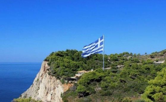 Гърция отваря границите си от 15 юни за туристи от България, както и за още 28 страни