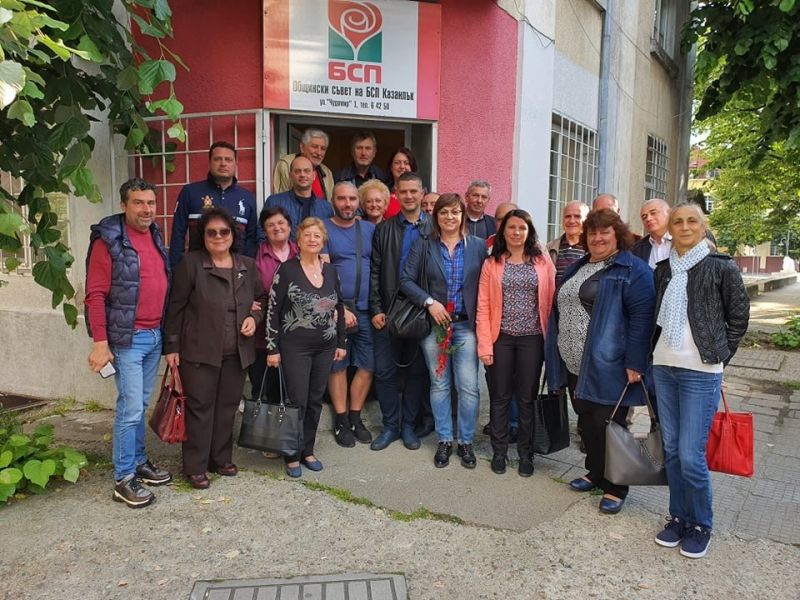 Нинова в Казанлък: Вярвам в имунната система на партията