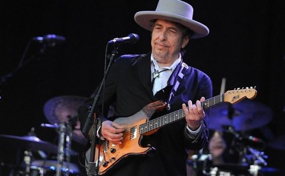 Боб Дилън: Отвратен съм от насилствената смърт на Джордж Флойд