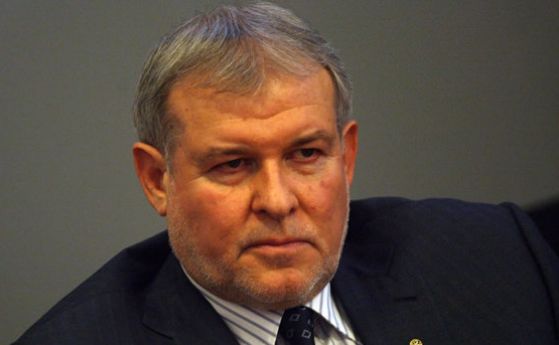 Лидерът на СДС: Не сме под шлифера на Борисов