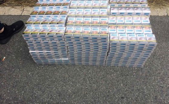 Откриха 1000 стека цигари без бандерол в кола в Сливенско