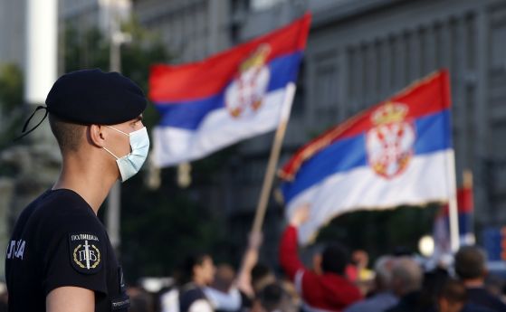 Сърбите избират нов парламент и нова местна власт