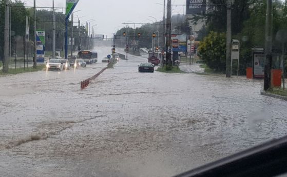 Порой потопи Варна за пореден път