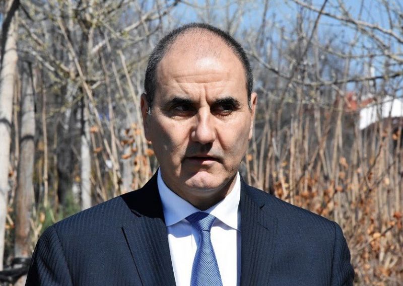 Цветанов за записите: Трябва да е много близък човек, който преспива при премиера