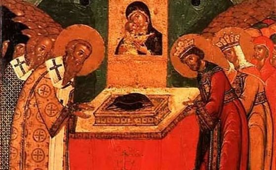 Кандид и Галвий пренесли тайно честната дреха на Св. Богородица в Цариград