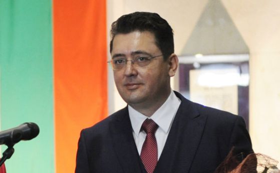 Арестуван е президентският съветник Пламен Узунов