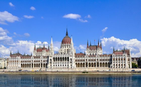 Унгария с ограничителни мерки за България заради COVID-19