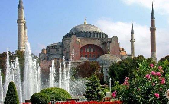 Турция кани чуждестранни лидери на петъчната молитва в 'Света София'