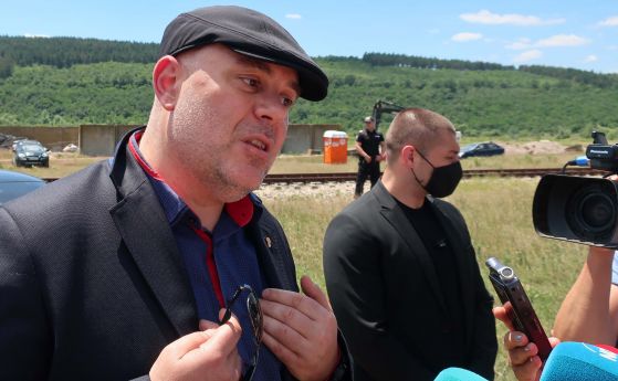 БСП и ГЕРБ в единство: Депутатите викнаха Гешев на изслушване