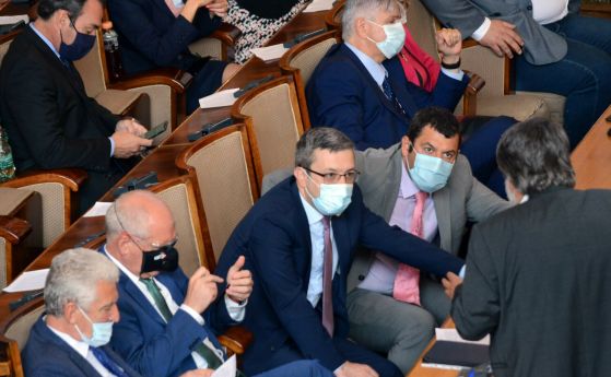 Парламентът ще гласува ремонта на кабинета Борисов-3