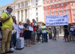 Туроператори протестират пред Министерски съвет: Бизнесът ни загива