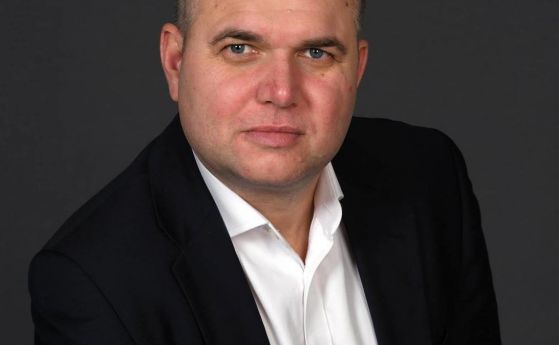 Владислав Панев: Пеевски няма министри. Има премиер