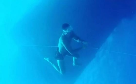 Кристиано Роналдо се гмурна на 14 метра дълбочина