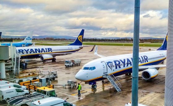 Ryanair намалява броя на полетите си