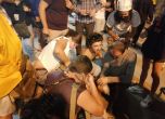 Извънредно: Полицията разгонва протестиращите със сълзотворен газ