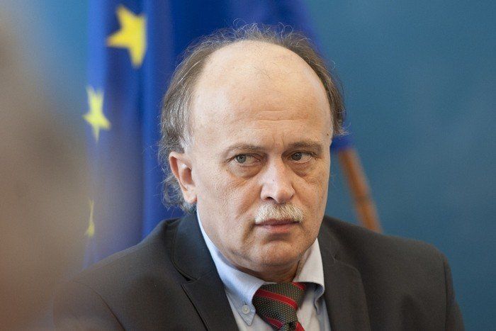 Само 1/3 от леглата за лечение на COVID-19  в София са заети