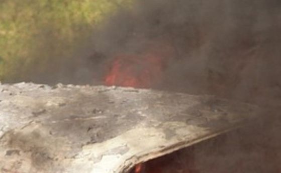 Aвтобус с военни се запали в движение в Силистренско (обновена)