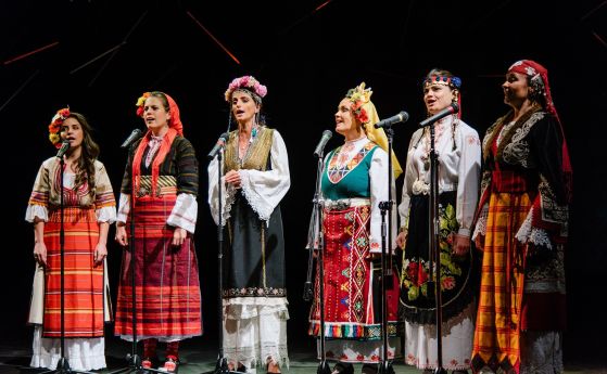 Нина Николина и 'Магическите гласове' възкресяват традицията на народната песен