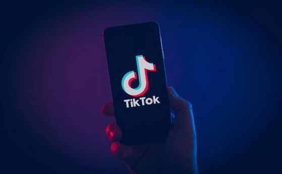 От утре социалната мрежа TikTok ще бъде забранена в САЩ