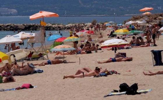 Търсят се концесионери за плажовете "Аспарухово" и "Кранево-Международен детски лагер"