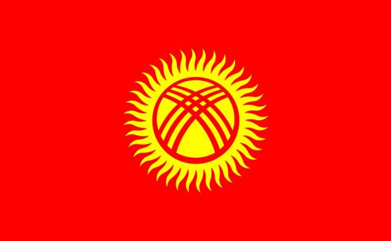 Демонстранти превзеха сградата на парламента в Киргизстан, има ранени