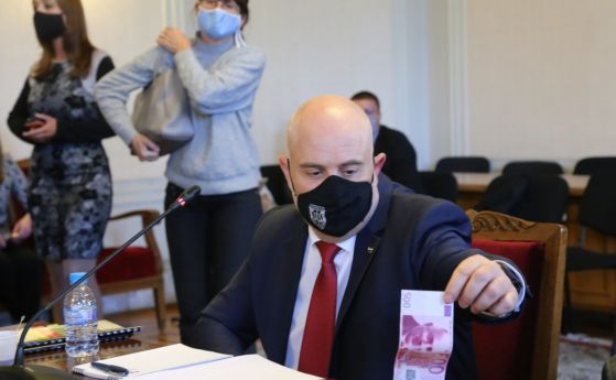 Гешев: Борисов е разпитван три пъти, ако трябва и 20 пъти ще го викаме (видео)