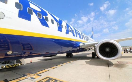 Ryanair съкращава с до 40% от полетите си през зимата