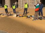 Акция 'стари обувки' срещу правителството и главния прокурор (снимки)