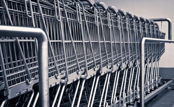 Промяна в заповедите: От 13.30 до 16.30 ч. в магазините ще пазаруват само хора над 65 години