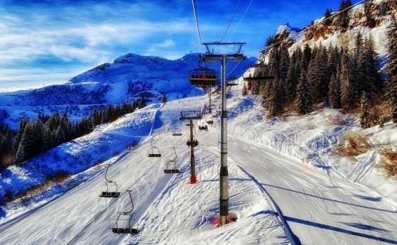 Меркел иска затваряне на ски курортите в Европа заради пандемията