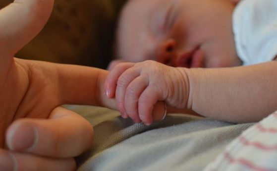 Две жени с COVID-19 родиха здрави бебета в Пазарджик
